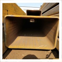定尺大口徑無(wú)縫方管 Q235B工程建筑用熱軋方管量大價(jià)優(yōu)