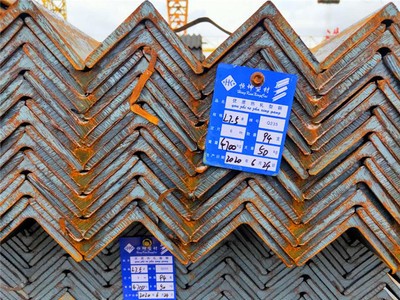 云南昆明現(xiàn)貨供應(yīng) 5#國(guó)標(biāo)鍍鋅角鋼 50*5熱鍍鋅角鋼 廠家批發(fā)價(jià)格