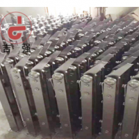 304不銹鋼扶手立柱 商場(chǎng)內(nèi)陽臺(tái) 來圖定樣 激光切割