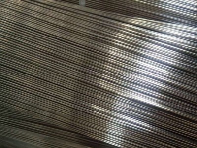 現(xiàn)貨供應304直條焊絲 不銹鋼焊絲 2.0-2.5氬弧焊絲 帶鋼印直條焊