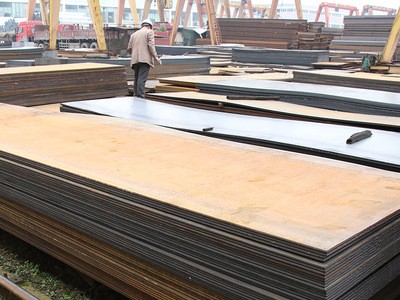成都花紋板鋼板鍍鋅鋼板低合金板建筑橋梁用中板價(jià)格規(guī)格可來(lái)電