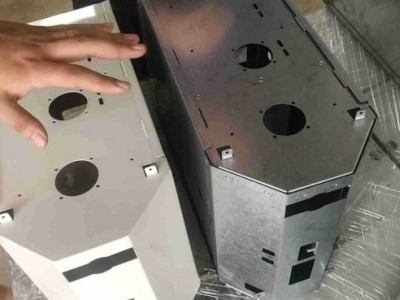 現(xiàn)貨不銹鋼鍍鋅板鈑金新品門(mén)套 機(jī)電箱