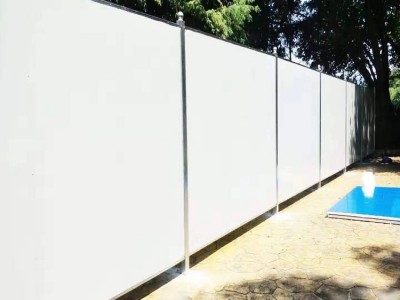 彩鋼夾芯板圍擋施工圍蔽建筑市政工程圍欄廠(chǎng)家直供彩鋼瓦圍擋護(hù)欄